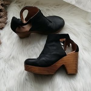 Fierce clogs
